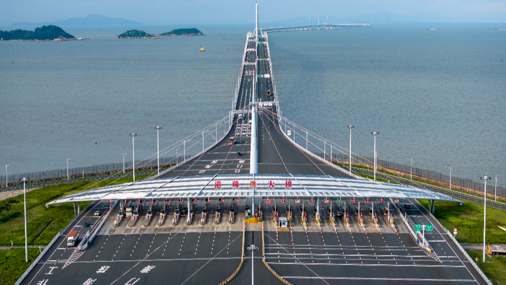 港珠澳大桥总工程师苏权科：“我相信下一个1000万会很快达到！”