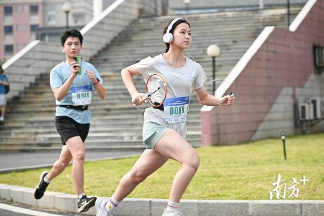 在粤港澳大湾区，全民健身热潮与奥运精神同频共振